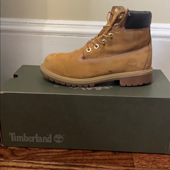 Timberland Boots - Picture 2 of 2